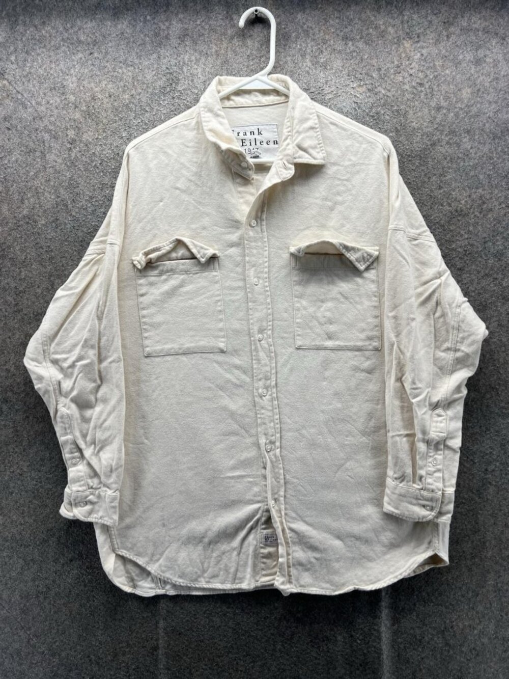 Frank & Eileen Shirt Women XS/S Beige McLoghlin Oversized Button Up Pockets Tan